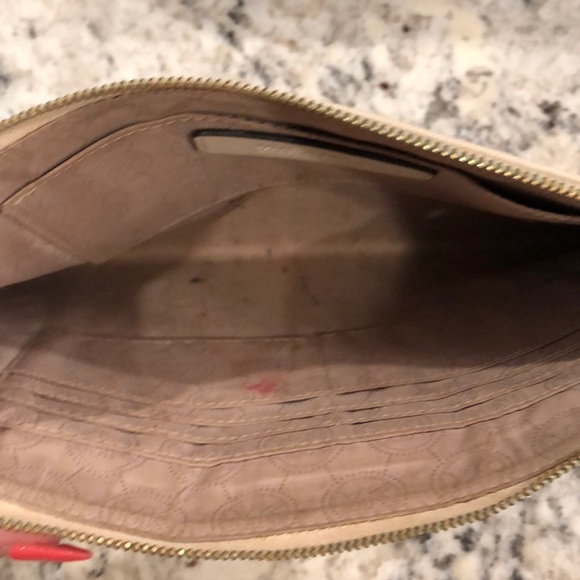 Michael Kors cream studded clutch/wristlet - Picture 8 of 8